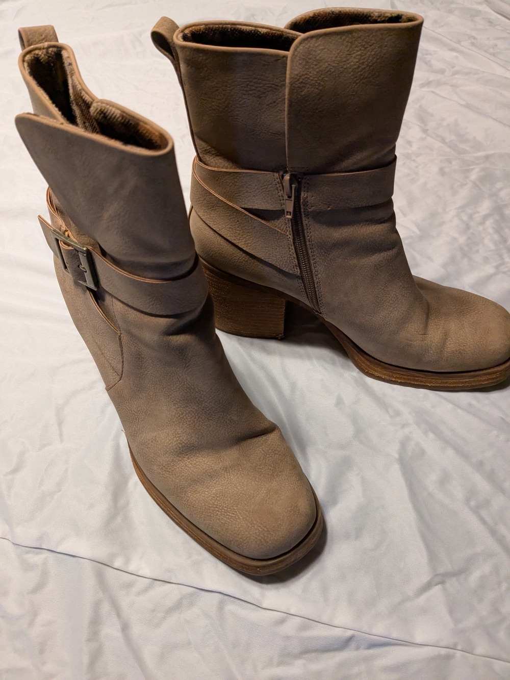 Korks Taupe Mid-Calf Block Heel Boots